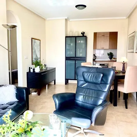 122 Flamingo Hause * Torrevieja